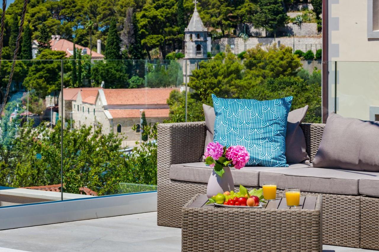 Villa Luigi With A Pool ツァヴタット エクステリア 写真
