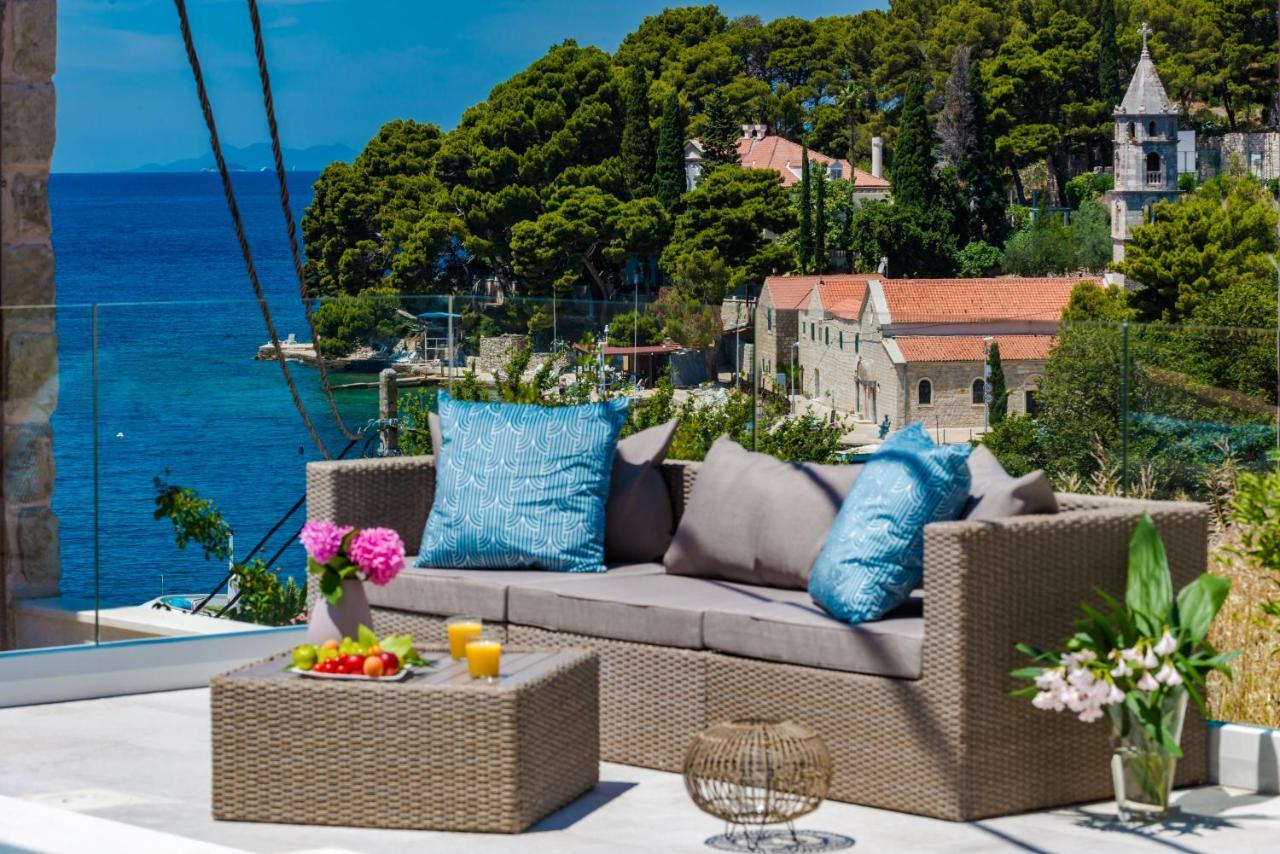 Villa Luigi With A Pool ツァヴタット エクステリア 写真