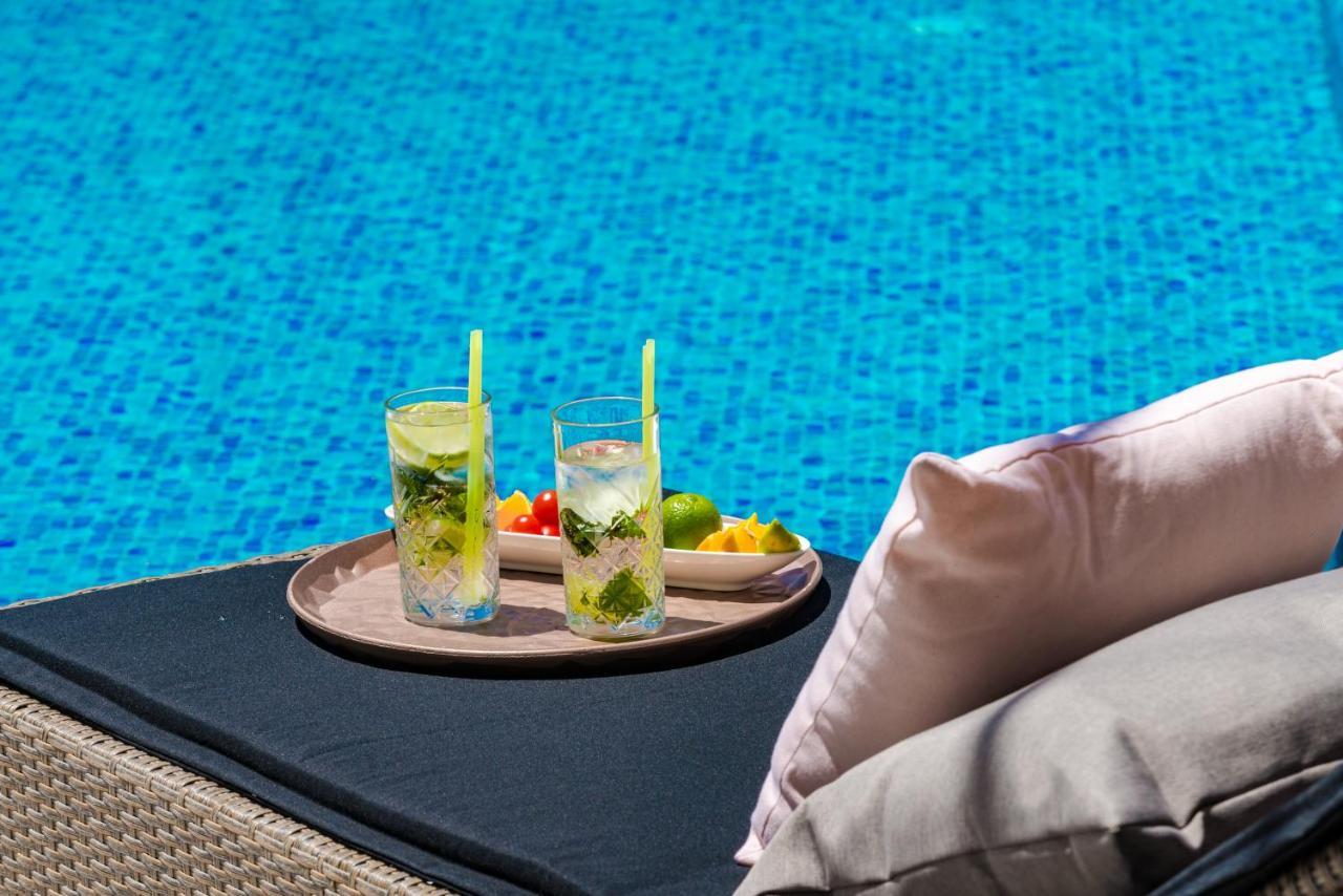 Villa Luigi With A Pool ツァヴタット エクステリア 写真
